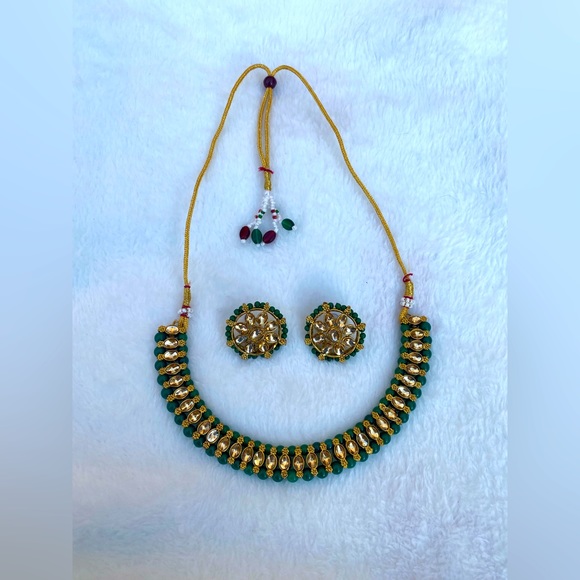 Light weight Choker set with Studs in green and gold color~Indian Jewelry - Picture 1 of 2